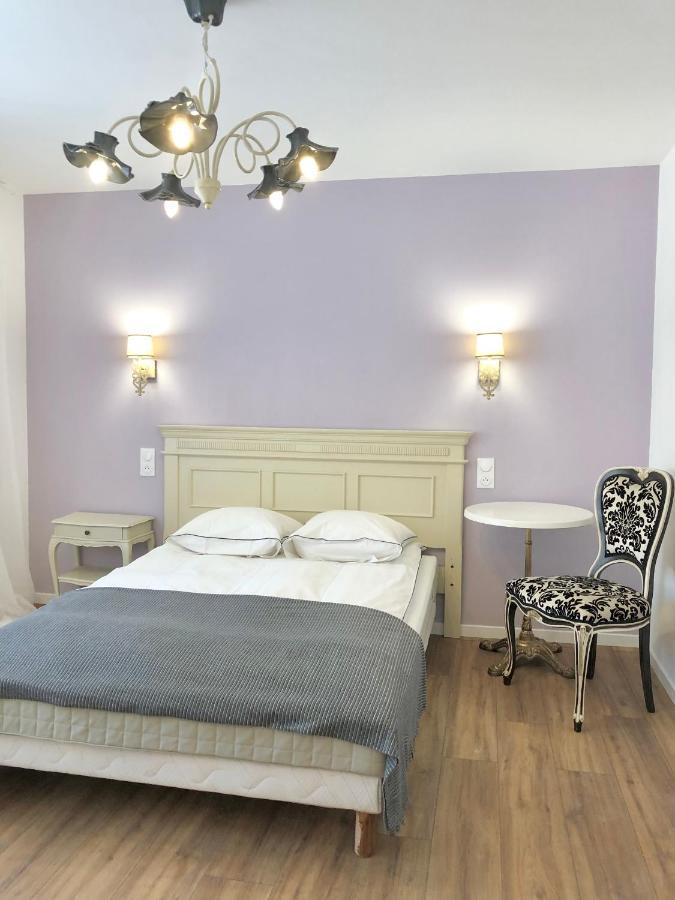 Pierrefontaine-les-Varans Hotel D'Artiste מראה חיצוני תמונה