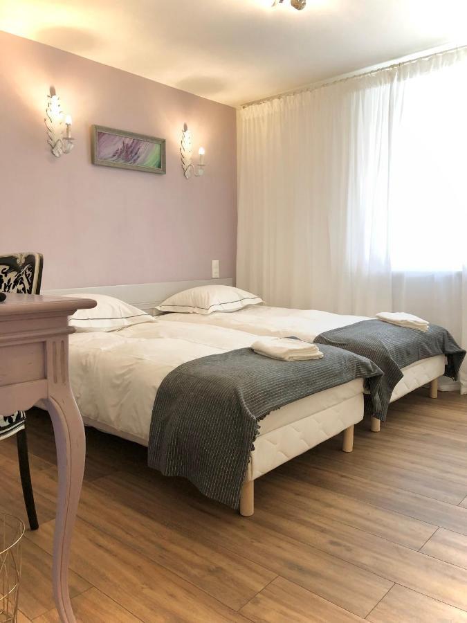 Pierrefontaine-les-Varans Hotel D'Artiste מראה חיצוני תמונה